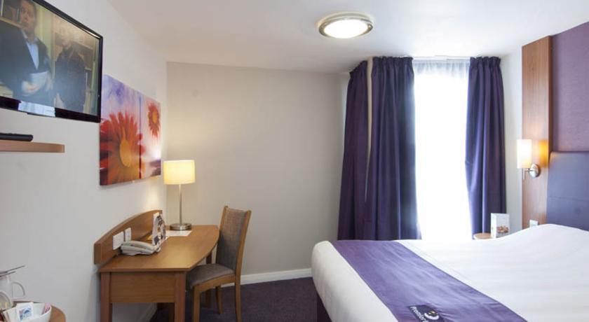 Premier Inn Chester Central - North Habitación foto
